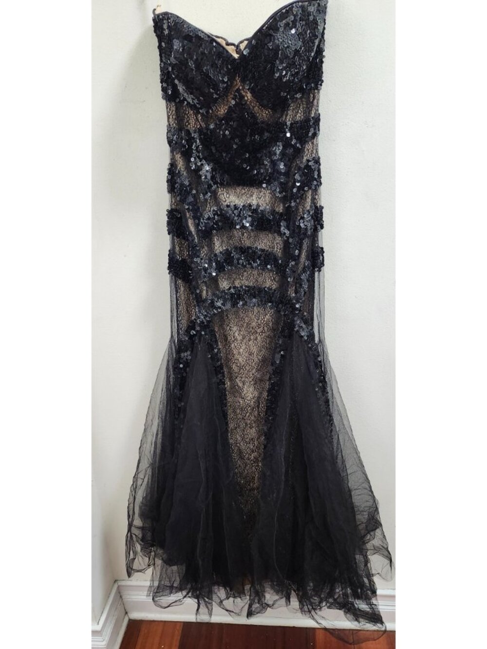 Royal Queen Collection Black Sequin Mermaid Gown Formal Evening Prom Dress Sze 8 - Picture 2 of 16